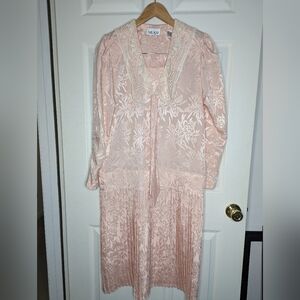 Nilani Vintage Pink dress with lace sailor collar size 8